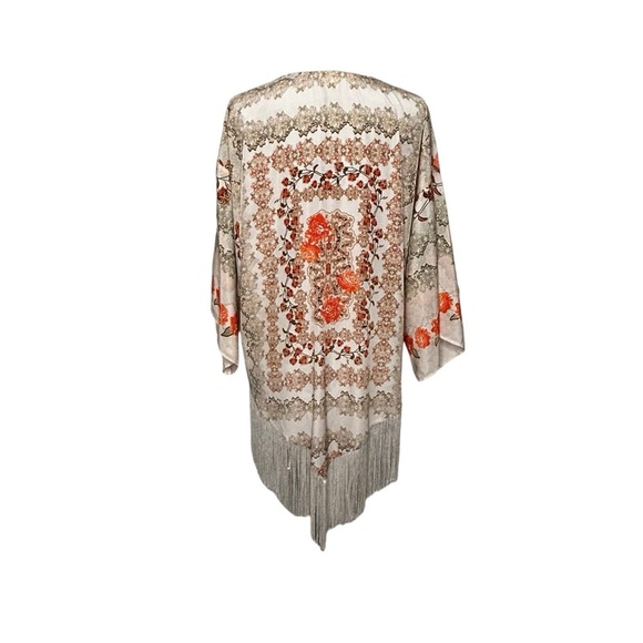 Taylor & Sage Floral Patterned Kimono w/White Fringe hemline Sz M/L - Picture 2 of 10